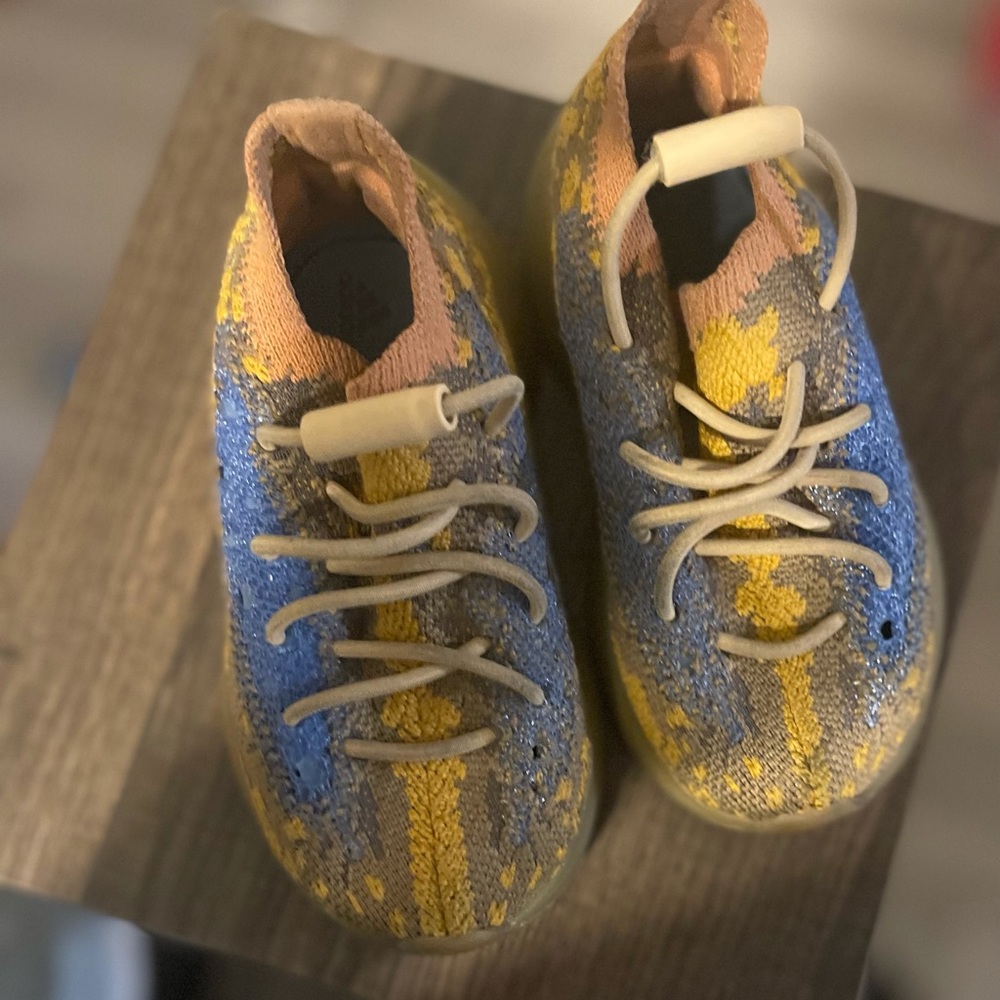 Toddler Yeezy sneakers